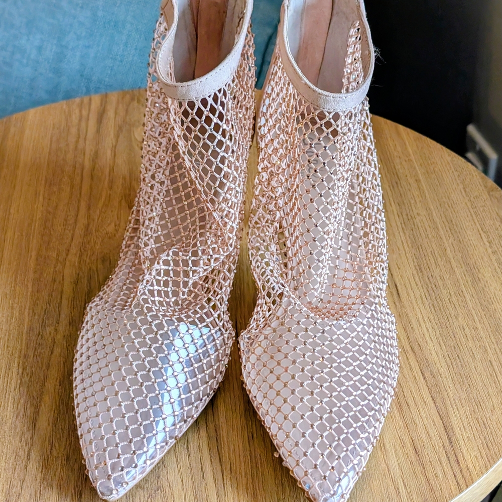 Charles David Mesh Heels - Cream - Picture 7 of 8